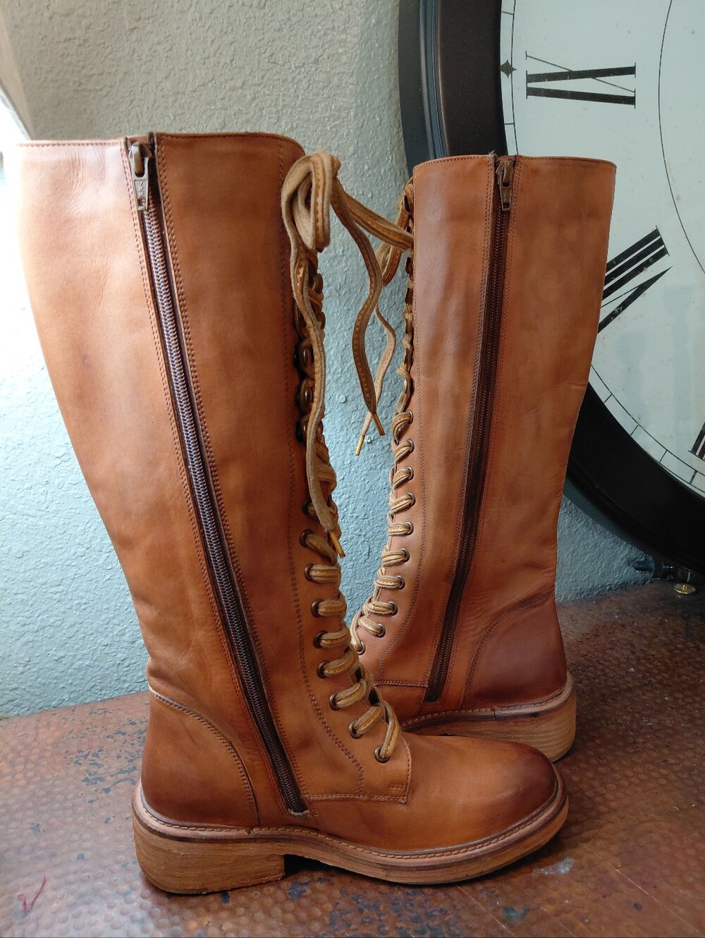 Vintage Foundry Co. Sz. 8 Tan Leather Sadelle Lace Up Boots - Picture 10 of 16